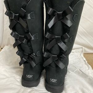 Black ugg boots with bows